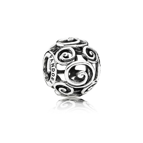 ジュエリーブランド「PANDORA（パンドラ）」のスペシャルジュエリー