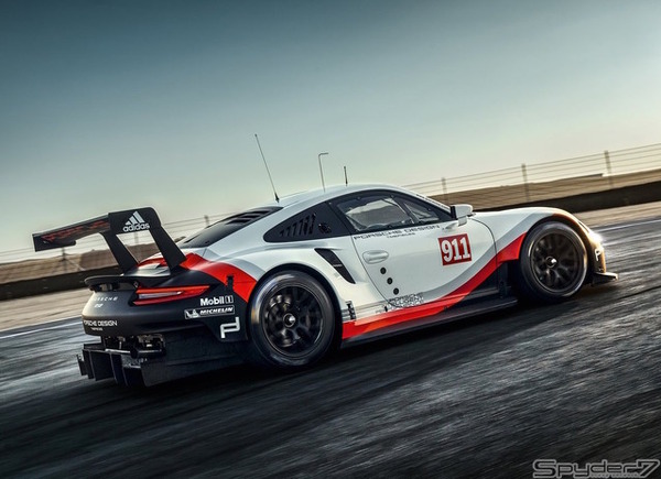 ポルシェ 911 RSR