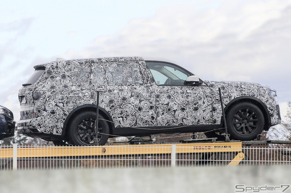 BMW X7スクープ写真