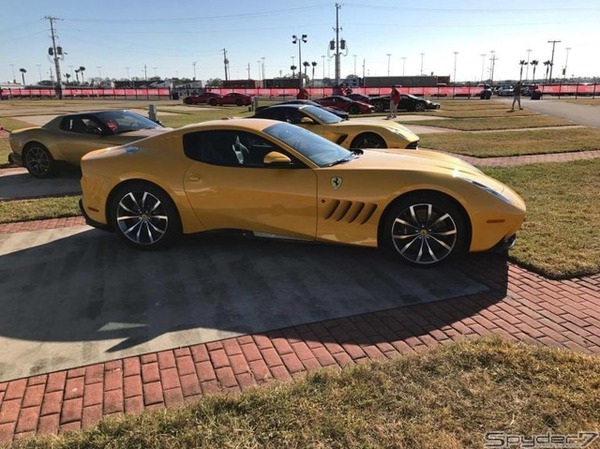 フェラーリ SP275コンペティツィオーネ