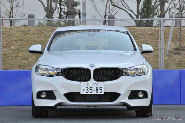 【BMW 320iグランツーリスモ】新デザインライトと新エンジンを採用3シリーズの5ドアハッチバック［写真蔵］