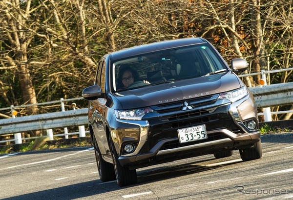 三菱 アウトランダーPHEV
