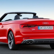 アウディS5カブリオレ新型