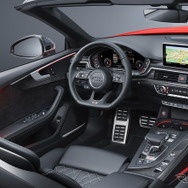 アウディS5カブリオレ新型