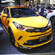 トヨタ C-HR ブースト インパルス スタイル by モデリスタ（東京オートサロン2017）