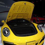 ポルシェ 911カレラ4S（東京モーターショー15）