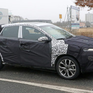 ヒュンダイ Bセグメント クロスオーバーSUV スクープ写真