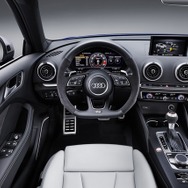 アウディRS3スポーツバック改良新型