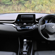 トヨタ C-HR G プロトタイプ