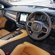 ボルボ V90