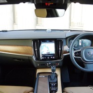ボルボ V90