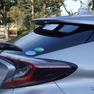 トヨタ C-HR G（ハイブリッド）