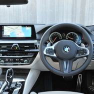BMW 5シリーズ（540i Mスポーツ）