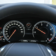 BMW 523dラグジュアリー
