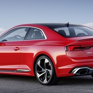 アウディ RS5 クーペ 新型