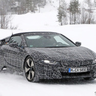 BMW i8 ロードスタースクープ写真