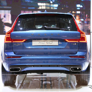 ボルボ XC60 新型「T6 R-デザイン」（ジュネーブモーターショー2017）