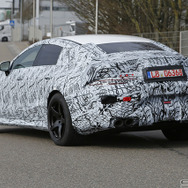 メルセデスAMG GT 4スクープ写真