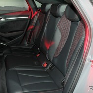 アウディ RS3セダン