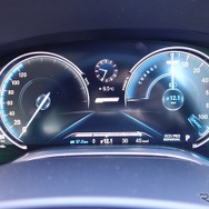 BMW 740e iパフォーマンス