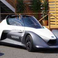 日産 ブレードグライダー