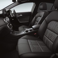 メルセデスベンツ GLA180