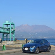薩摩半島と大隅半島を結ぶ垂水フェリーの発着場にて。