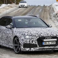 アウディRS4アバントスクープ写真