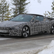 BMW i8 スパイダー/クーペ改良新型 スクープ写真