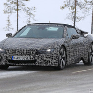 BMW i8 スパイダー/クーペ改良新型 スクープ写真