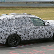 BMW X7 スクープ写真