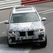 BMW X7 スクープ写真