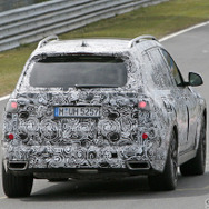 BMW X7 スクープ写真