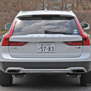ボルボ V90クロスカントリー