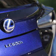 レクサス LC500h