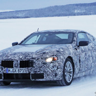 5月26日公開か!? BMW8シリーズ次期型、オフィシャル予告ショット初公開！