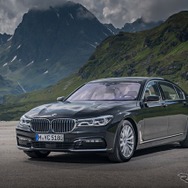 BMW 740e iパフォーマンス