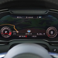 アウディ R8 V10 plus