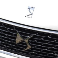 DS 4 Chic BlueHDi DS LED Vision Package
