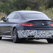 メルセデス AMG C63クーペ　スクープ写真