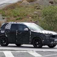ボルボ　XC40 スクープ写真