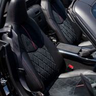 ROADSTER DARK KNIGHT