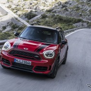 MINI ジョン・クーパー・ワークス・クロスオーバー