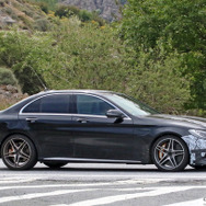 メルセデス AMG C63 セダン　スクープ写真