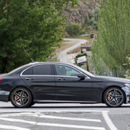 メルセデス AMG C63 セダン　スクープ写真