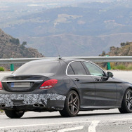 メルセデス AMG C63 セダン　スクープ写真