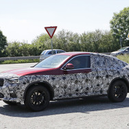 BMW X4次期型　スクープ写真
