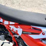 原付2種免許で乗ることができる SMW RS125R。
