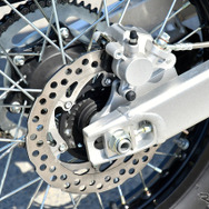 原付2種免許で乗ることができる SMW RS125R。