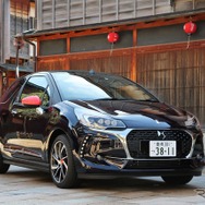 DS3カブリオ イネス・ド・ラ・フレサンジュ